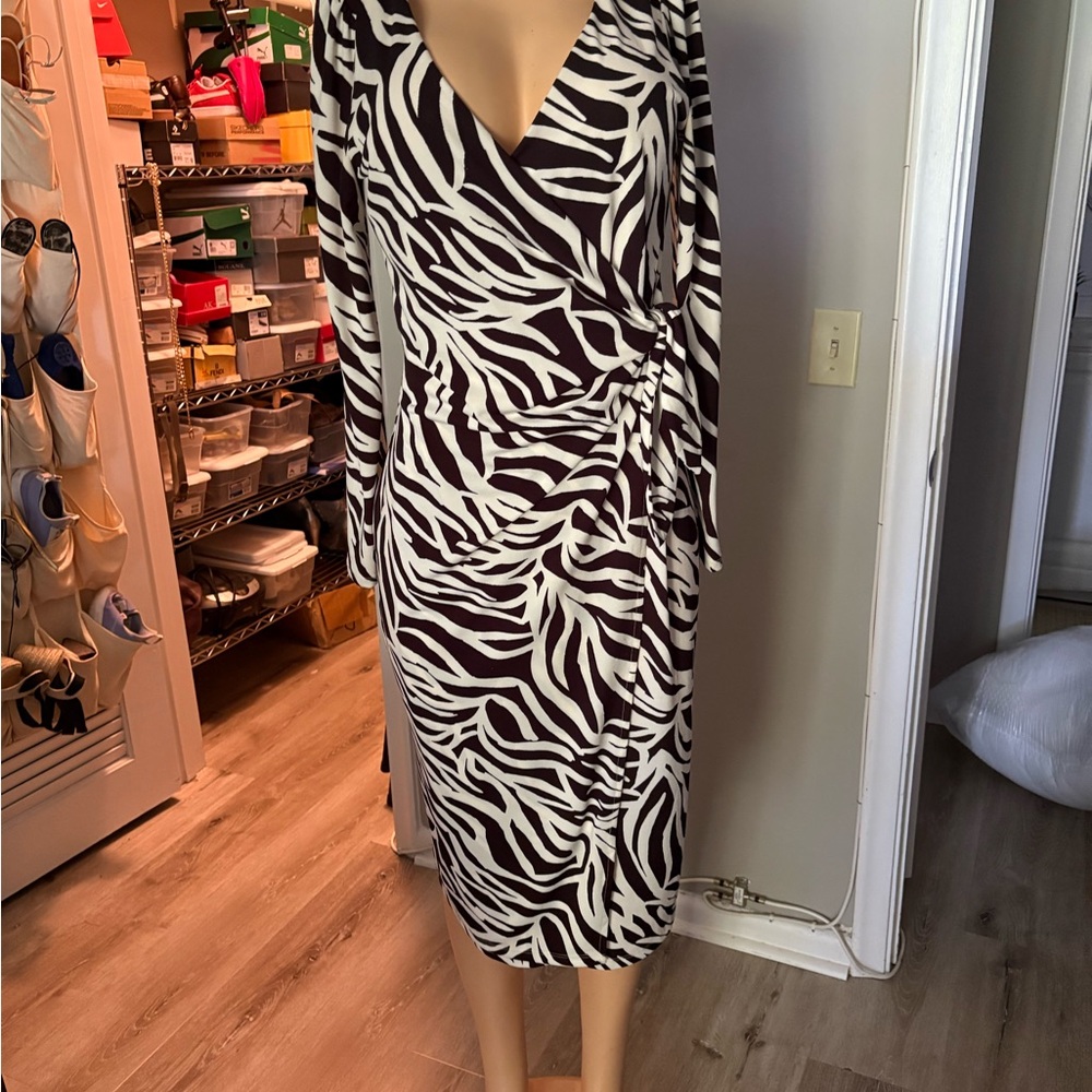 🔥❤️Elegant Zara  Zebra Print Wrap Dress